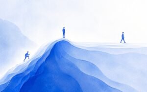 Aquarellartige Illustration in Blautönen: drei Männer im Anzug an einem Hügel, einer klettert die steile Seite hinauf, einer steht oben, einer geht die flache Seite hinab; Symbol für Aufwand und Ertrag.